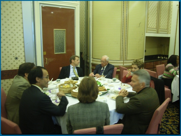 602x451 pixels (100K)